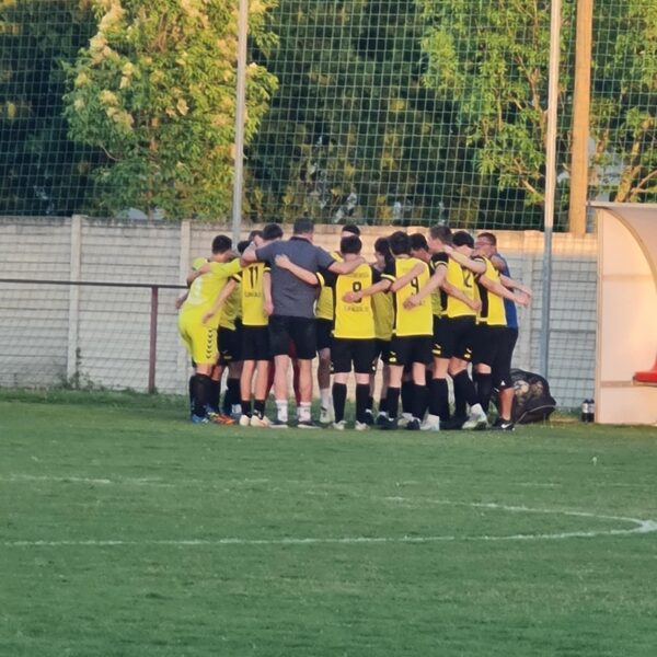 Nagytétényi Kohász - Testvériség-Újpalota SE II. 2-3 (1-0) (BLSZ II. osztály 27. forduló)