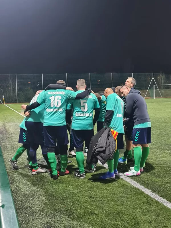 Inter 04 FC - Testvériség-Újpalota SE 5-2 (3-1) (BLSZ Öregfiúk III./2. 13. forduló)