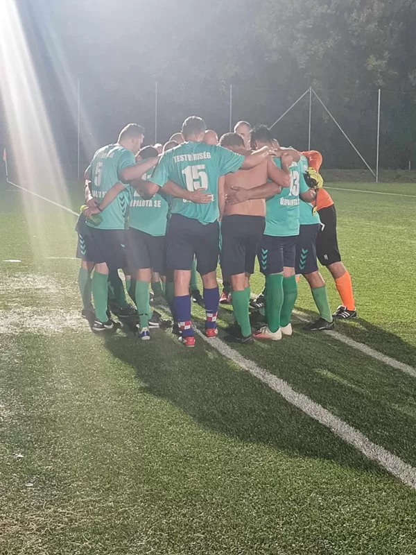 Palota SE - Testvériség-Újpalota SE 5-3 (2-2) (BLSZ Öregfiúk III./2. 1. forduló)